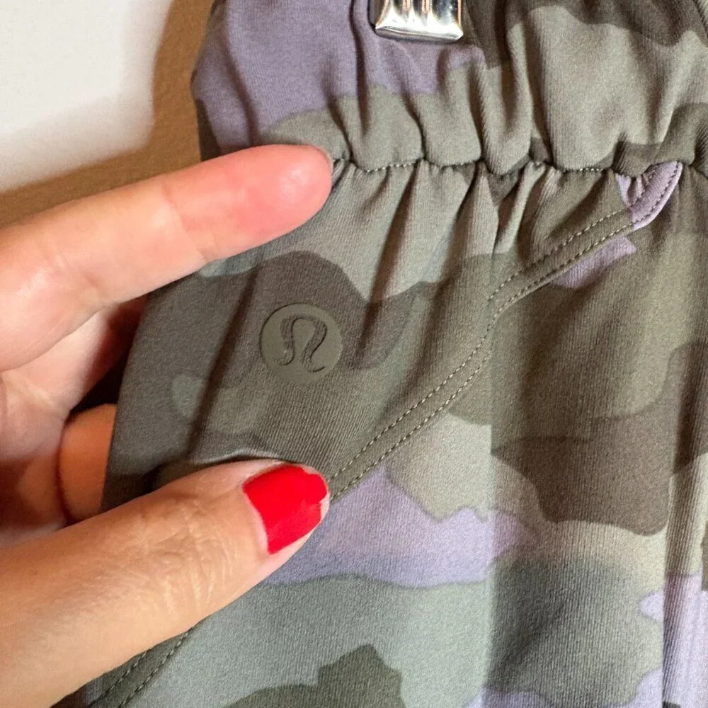 Lululemon Stretch High-Rise Jogger Heritage 365 Camo Dusky Lavender Multi
